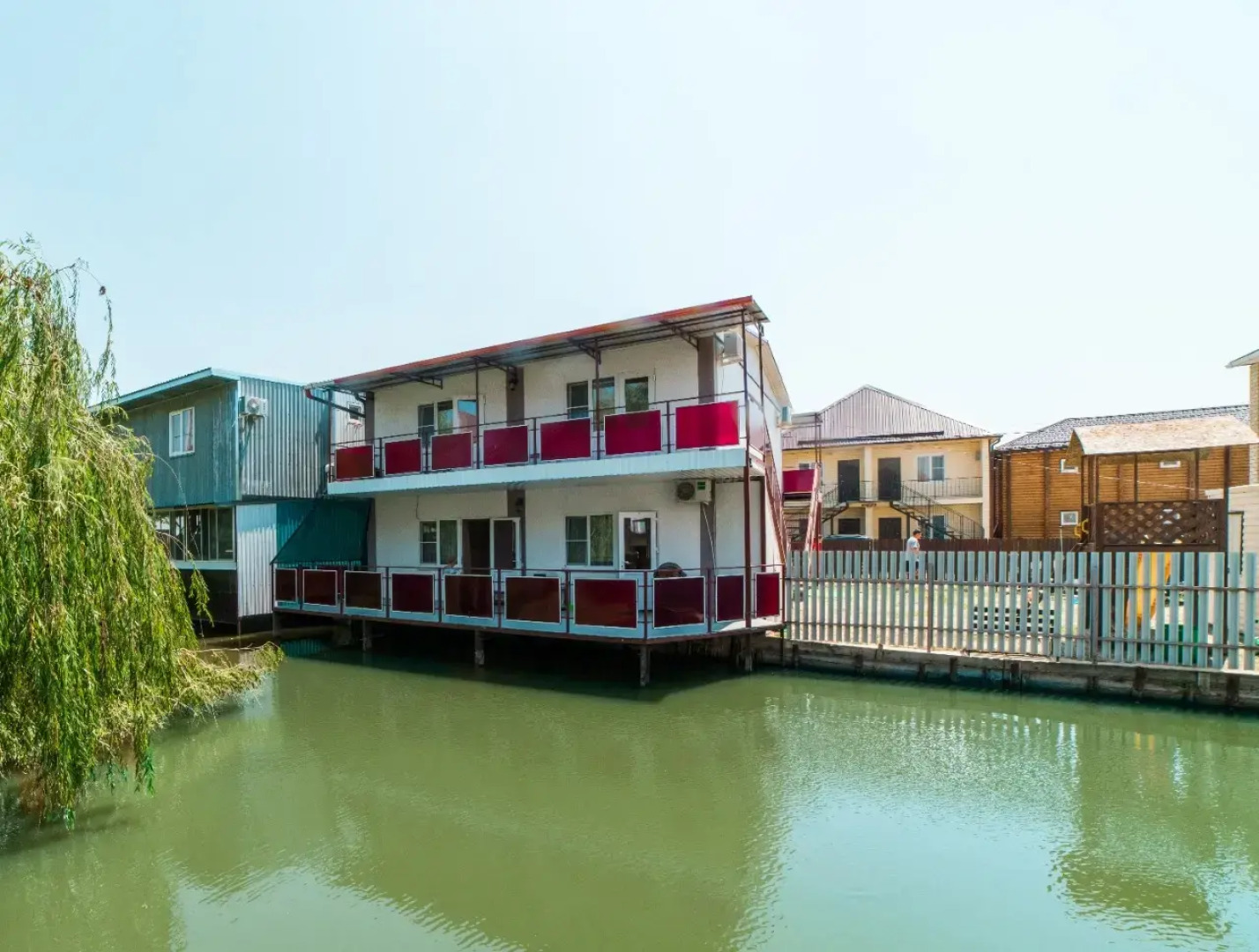 Гостевой дом Аврора house