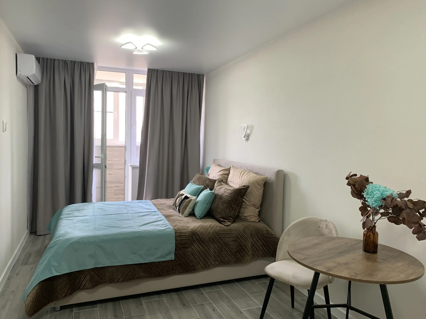 Квартира Двухкомнатная на Оганова 20/6