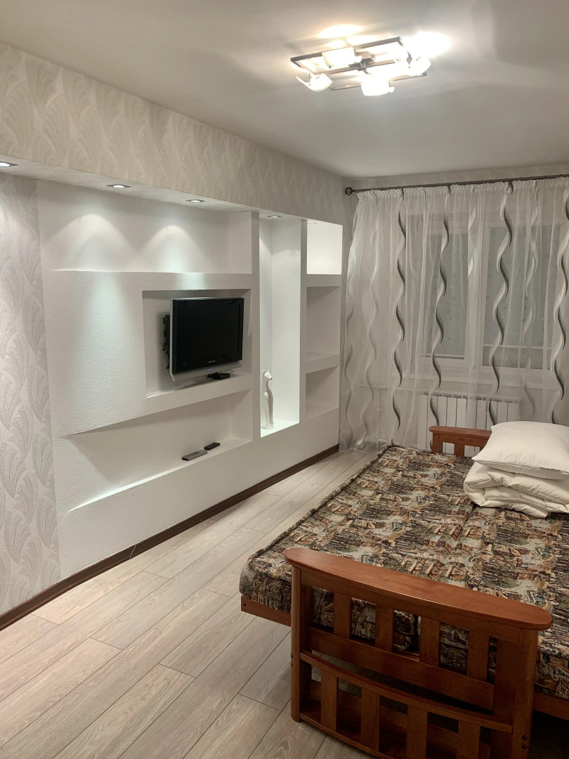 4-комнатная квартира с камином рядом Центральная площадь