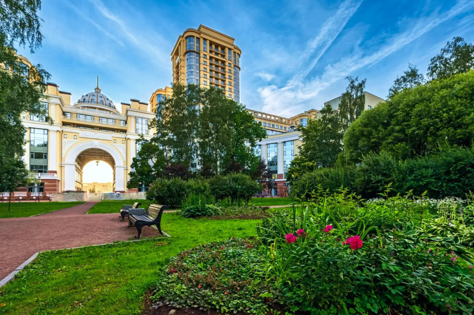 Апартаменты Улучшенные ЖК "Граф Орлов"