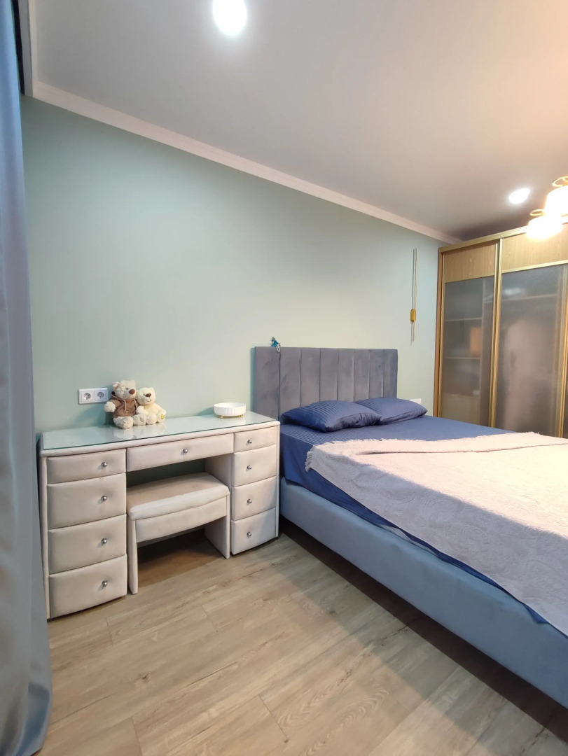 Квартира Яркая, Уютная