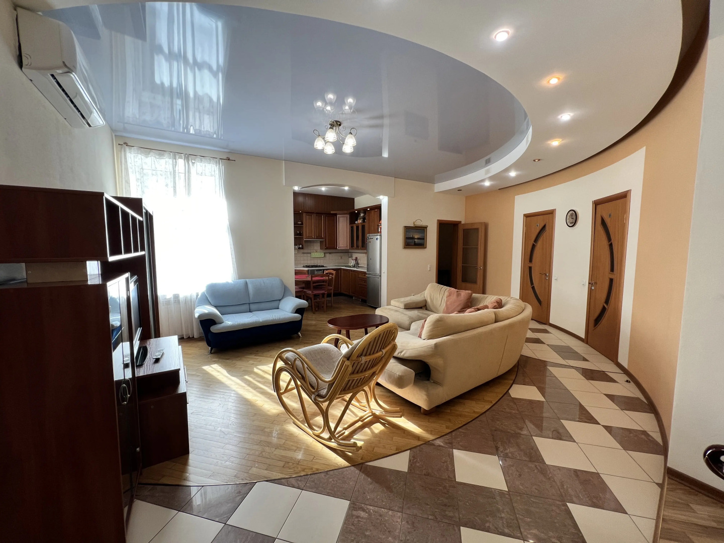 Апартаменты на Гороховой улице 4