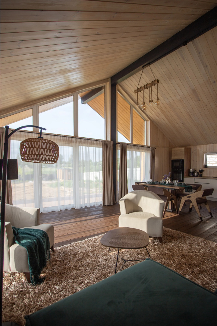 Частный дом Барнхауз у озера