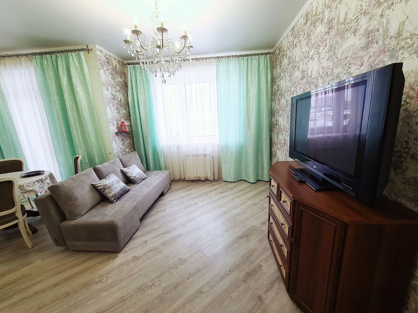 Апартаменты Красный Путь 101