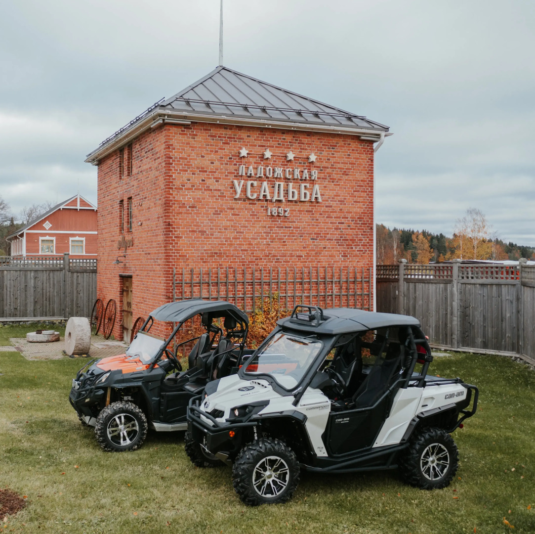 Отель Ладожская Усадьба Коттеджи
