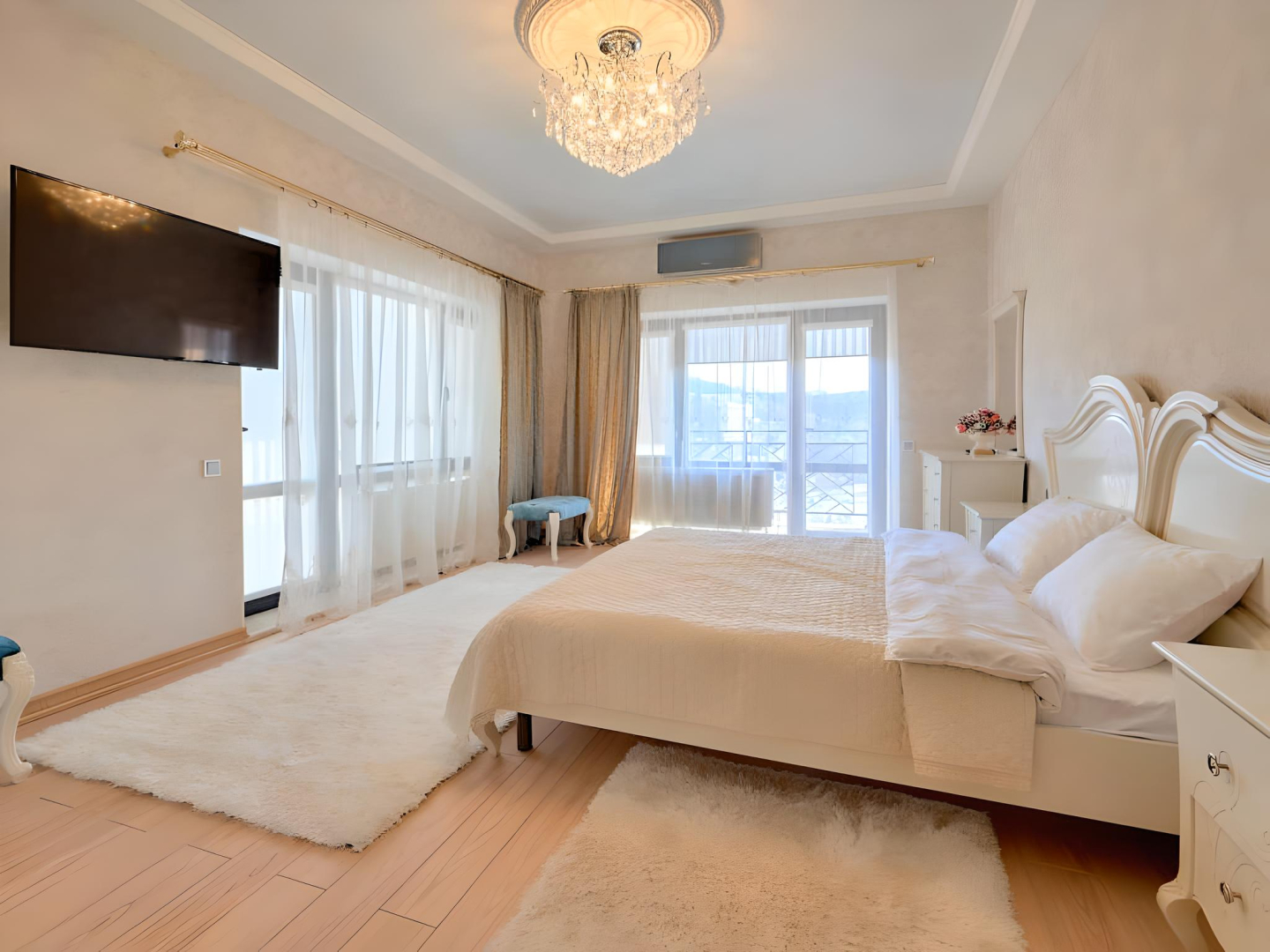 Апартаменты Green Park 92 с террасой