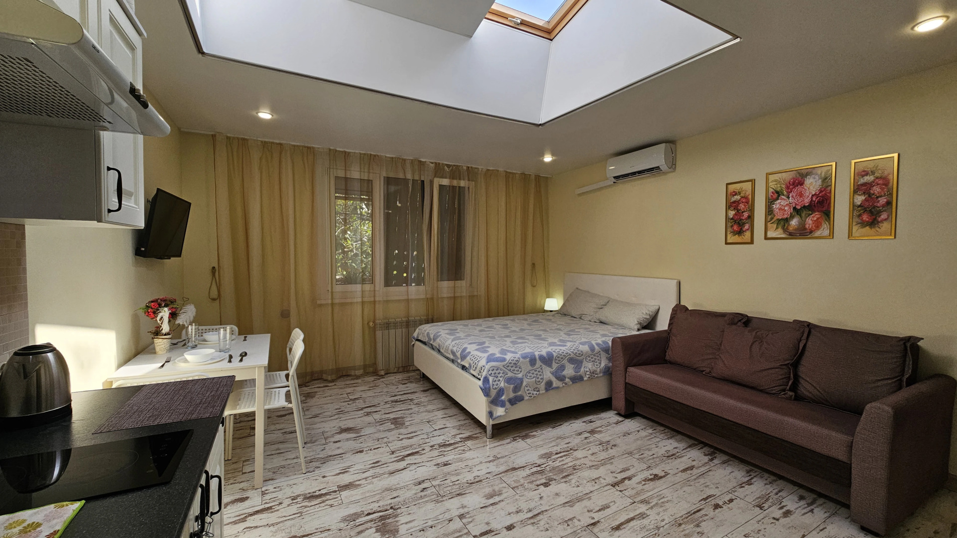 Апартаменты Уютные апартаменты в центре Сочи на Роз 57