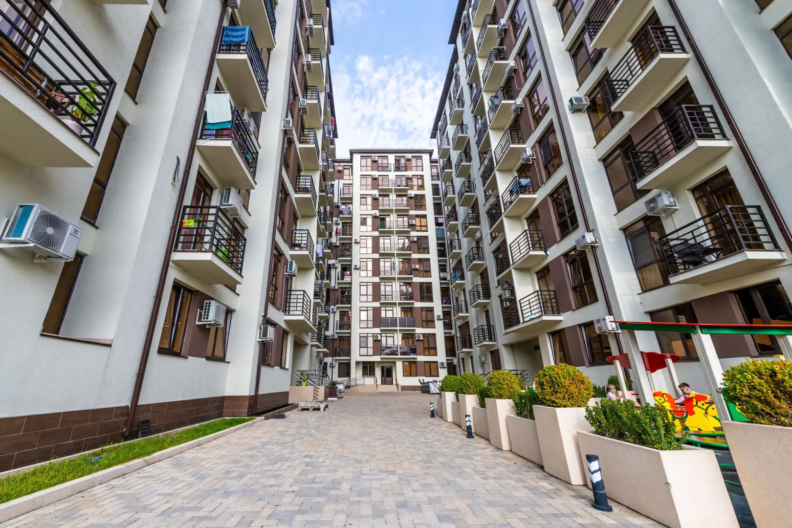 Апартаменты Оплот - Sorrento Park