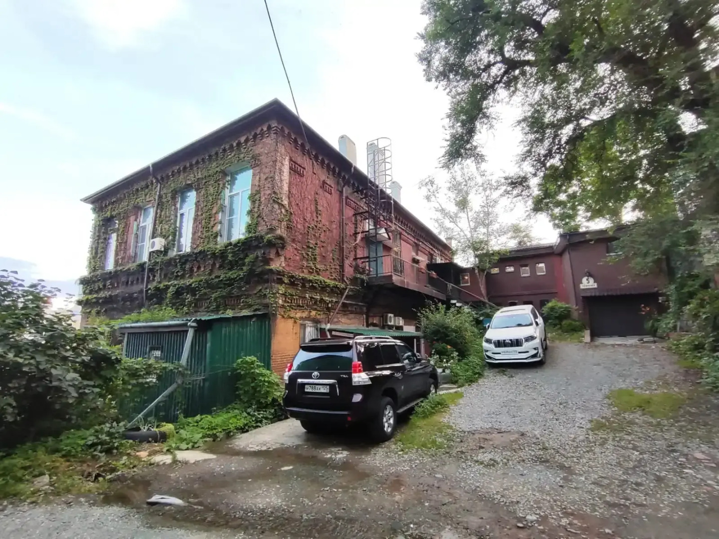 Апартаменты 2х уровневая квартира в стиле Лофт в центре города