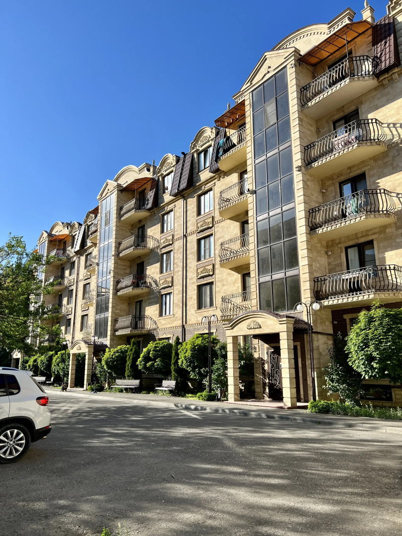 Квартира Просторная Двушка с Закрытой Парковкой