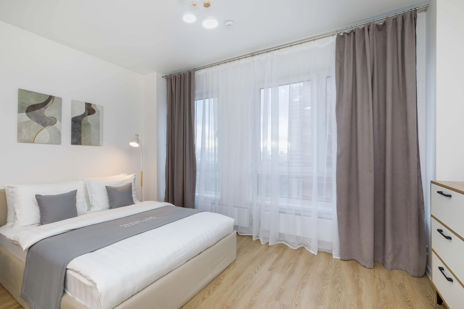 Квартира Inndays Aparments на Колом 4