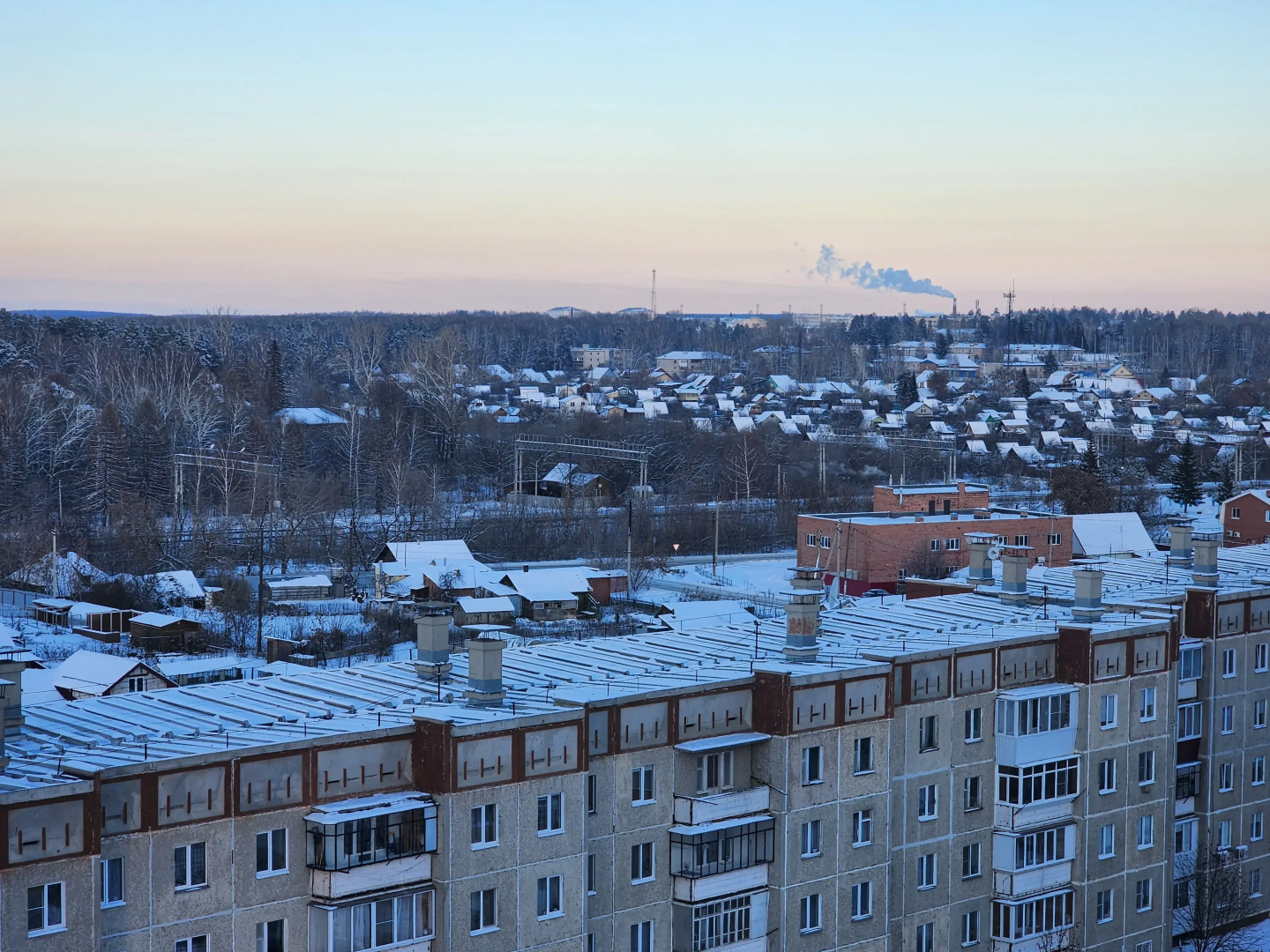 Апартаменты Студия Заря с Видом на Город Рядом с Вокзалом