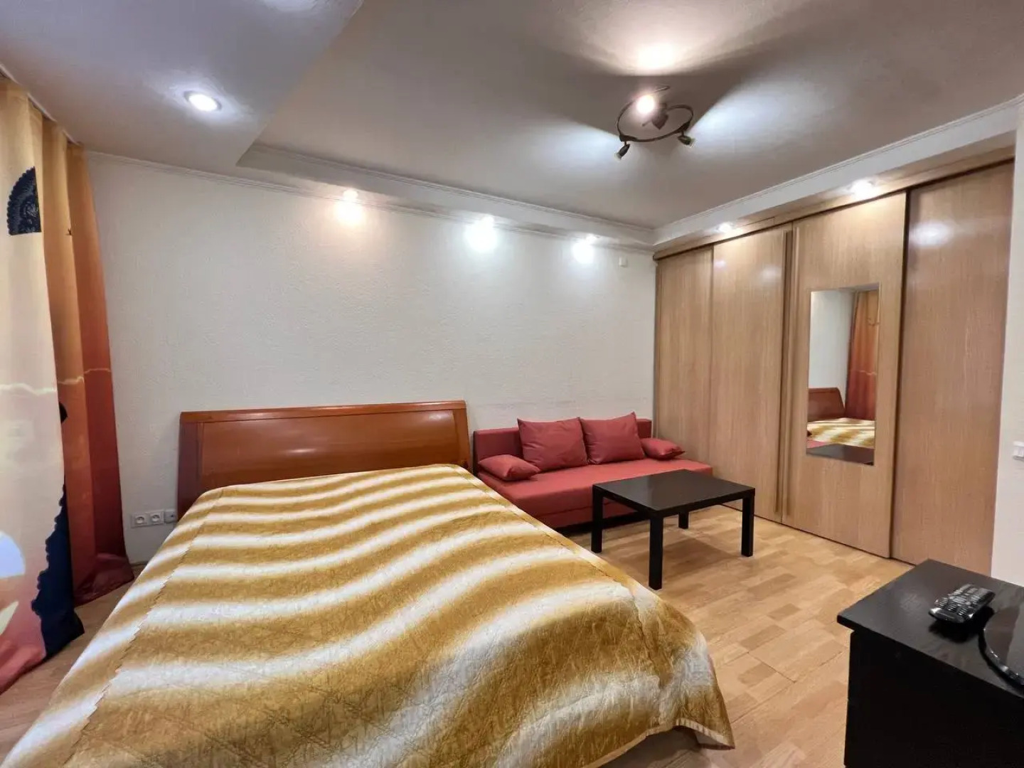 Апартаменты Марьин Дом на Попова 25