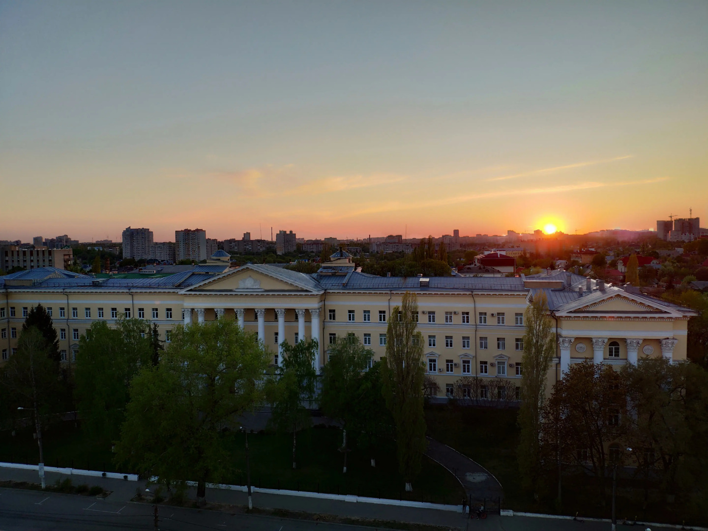 Квартира Просторные стильные апартаменты в центре с супер видом