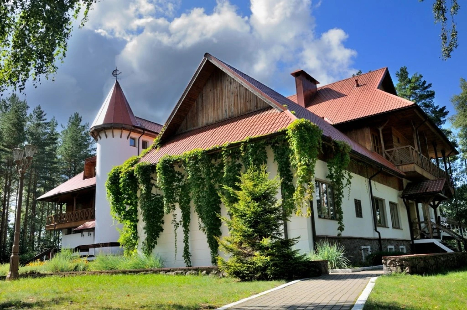 Гостиничный комплекс Плавно