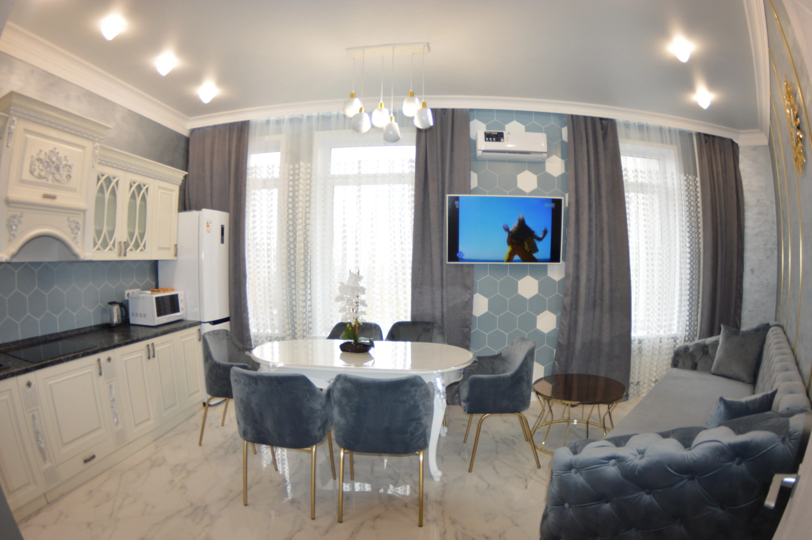 Апартаменты Евротрешка на Крайнова 3