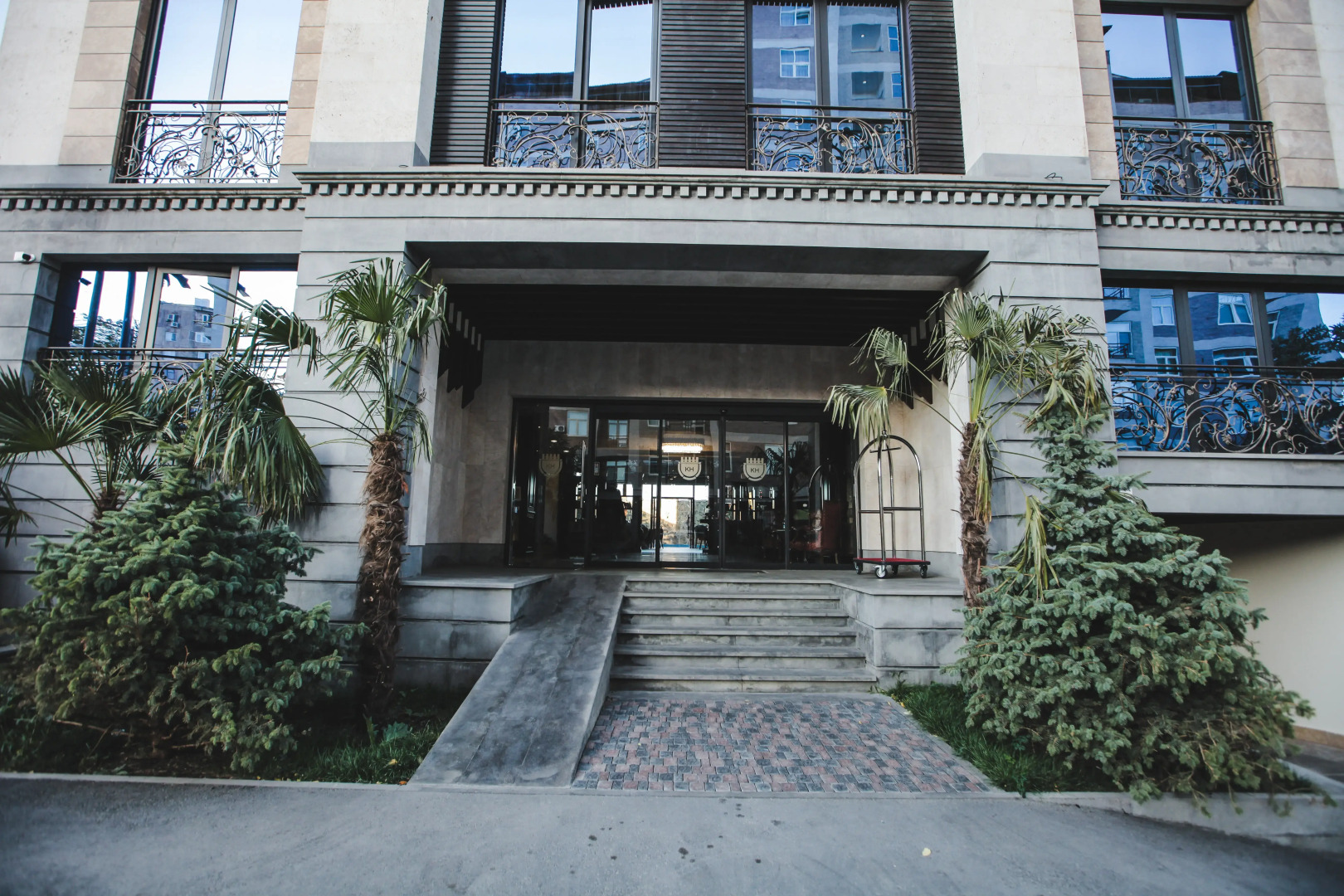 Отель Коньяк