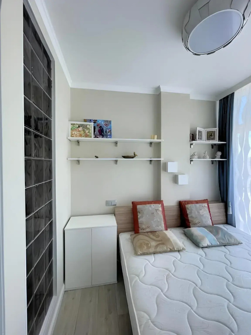 Апартаменты Айсберг с видом на храм с балконом