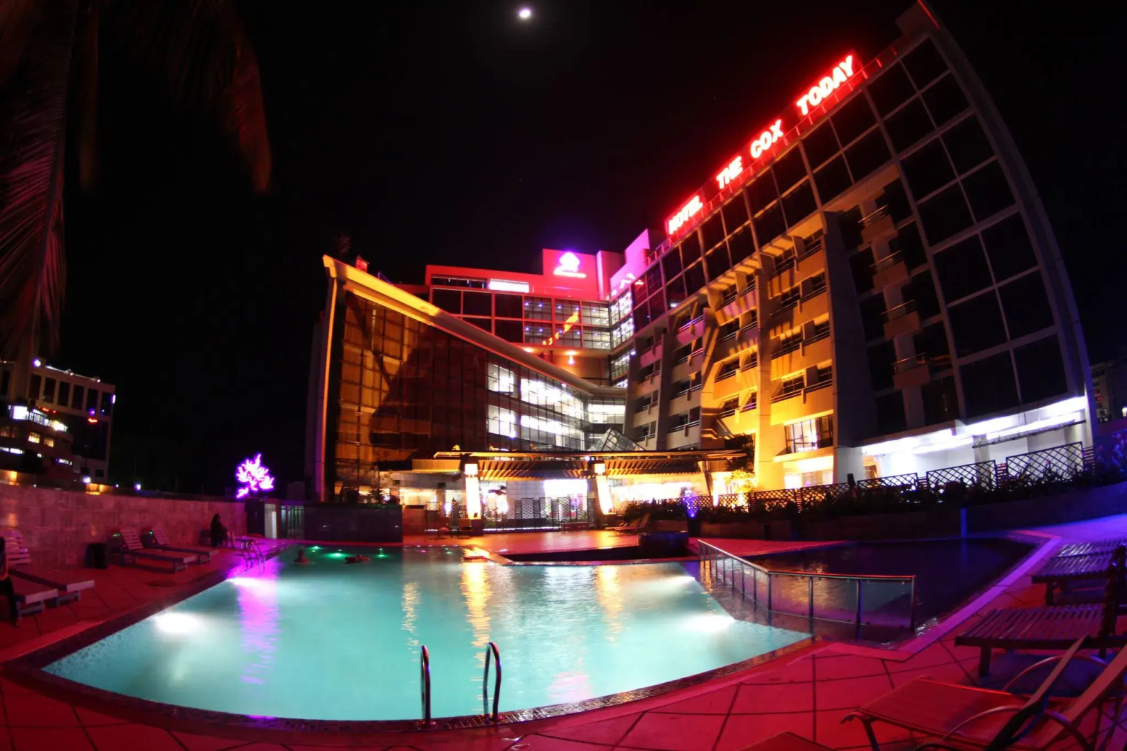 Отель The Cox Today