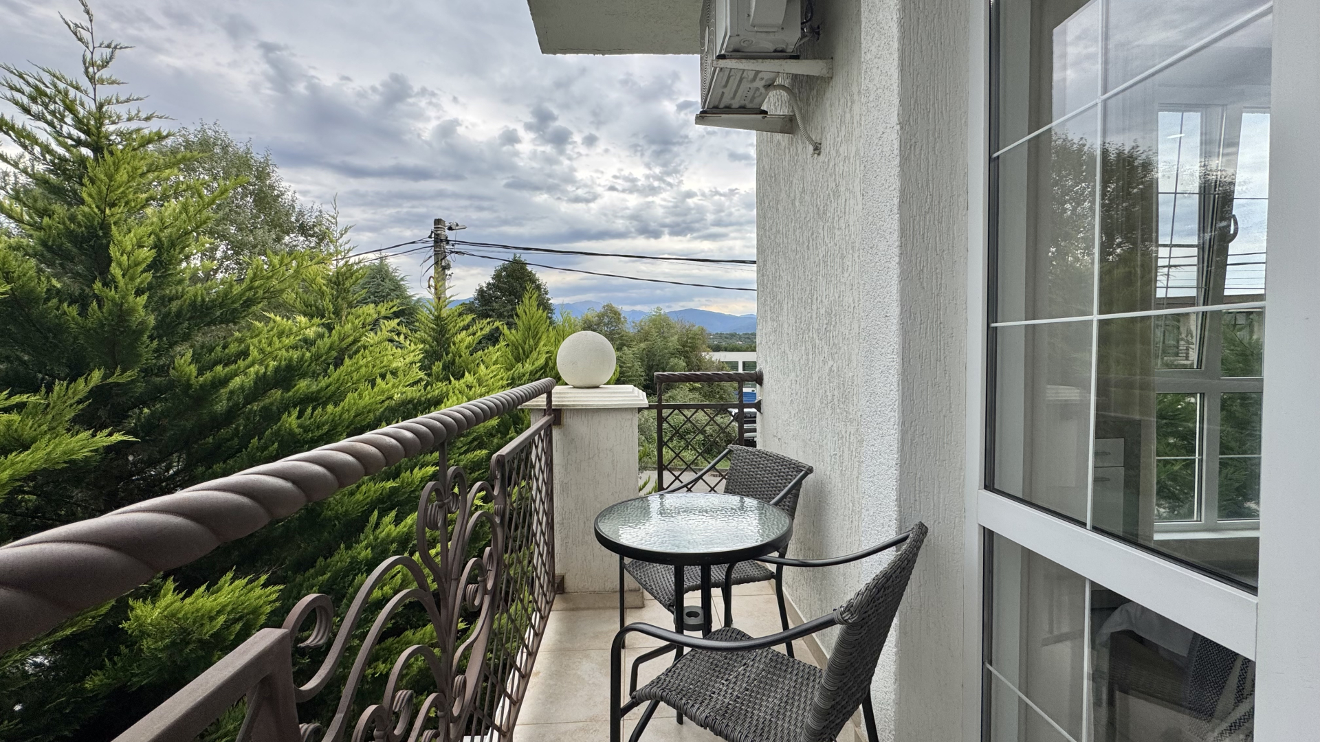 Квартира с балконом и видом на горы №16 Я на Море