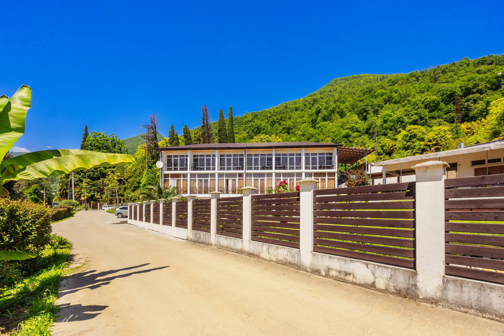 Отель Афалина