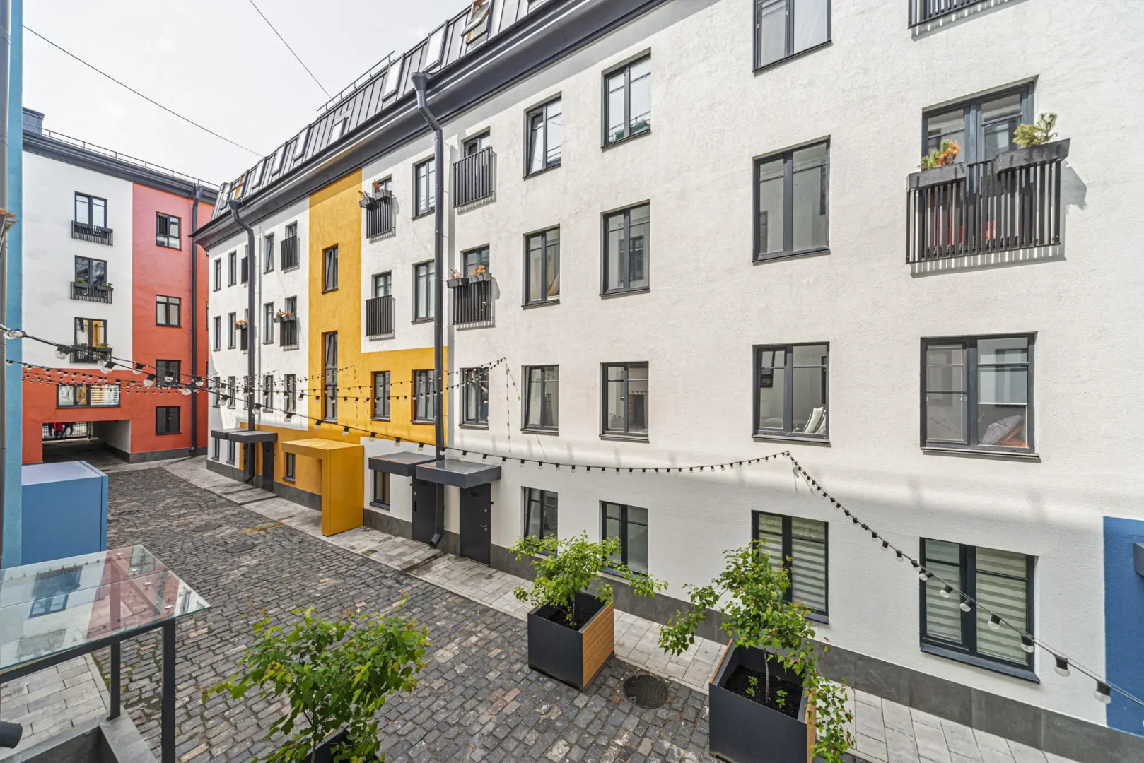 Апартаменты на 4 линии Васильевского Острова 51