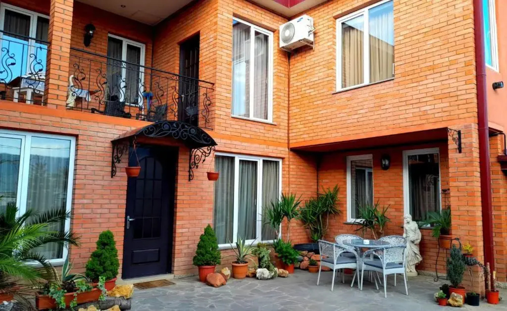 Апартаменты Green Garden