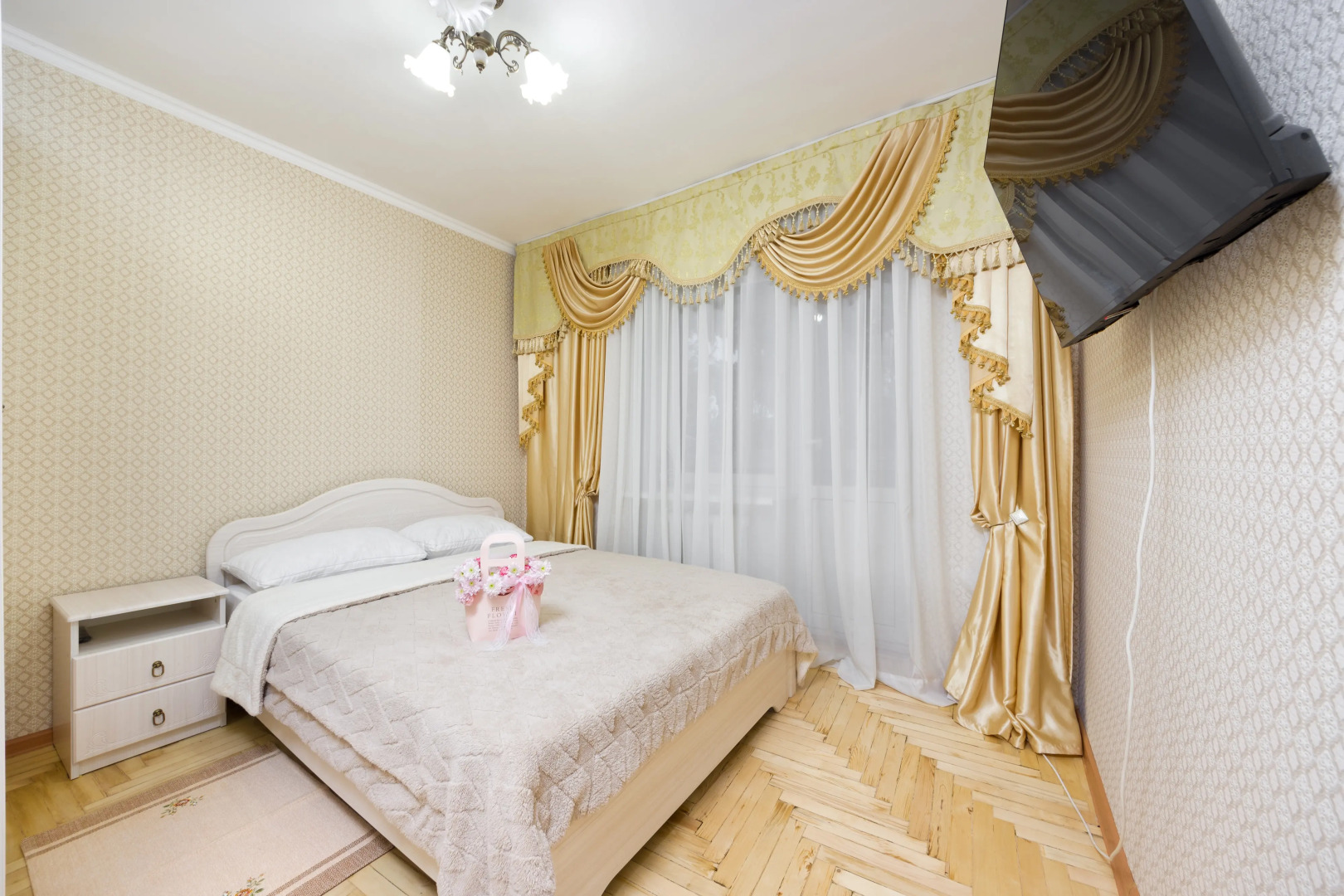 Квартира Двухкомнатная на Тельмана 5