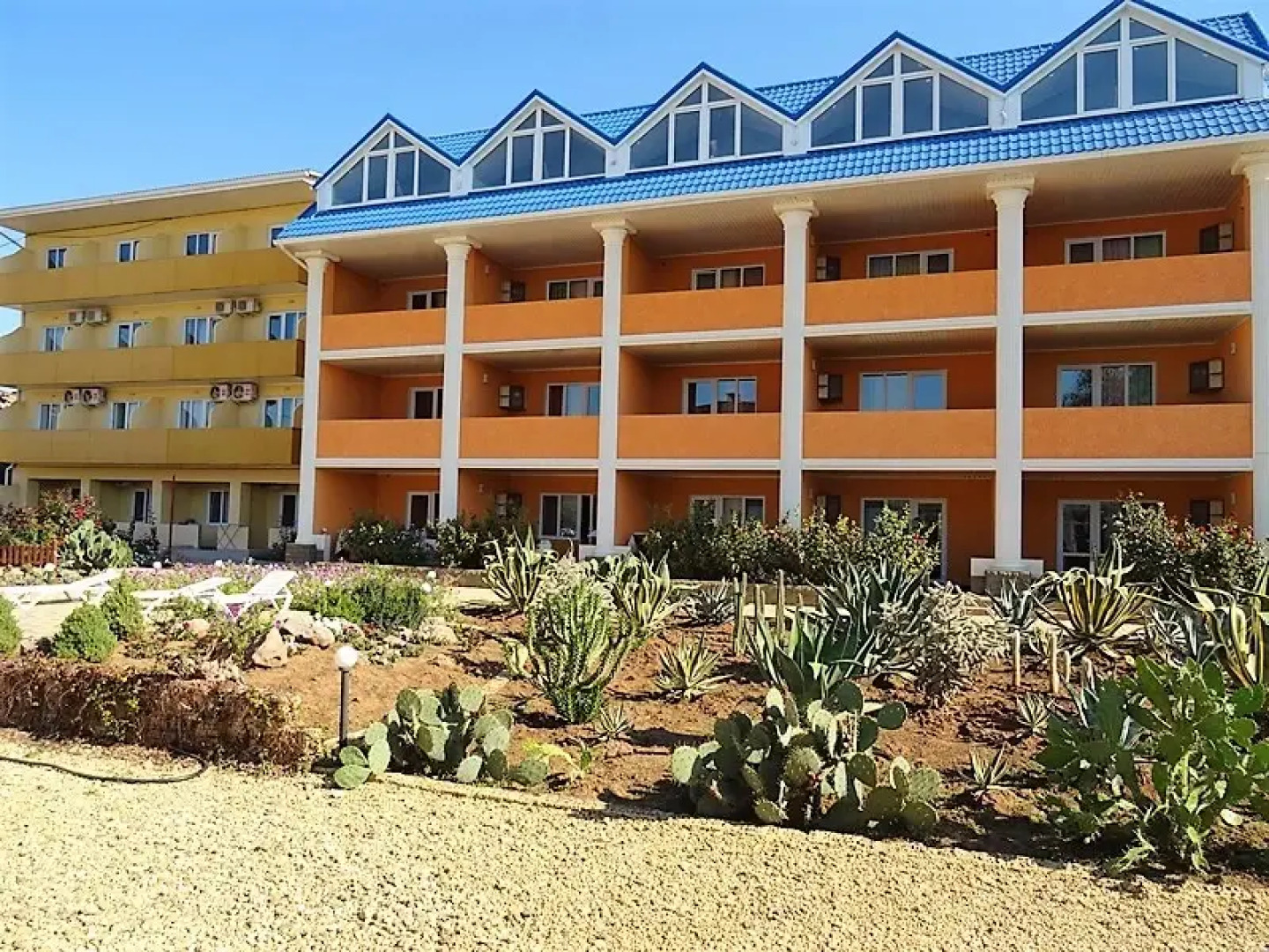 Отель Gala Paradise