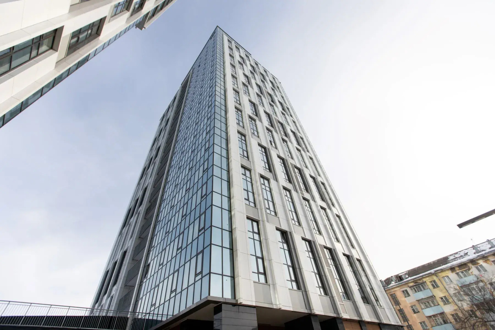 Апартаменты Сутки Уфа в ЖК Idel Tower 64