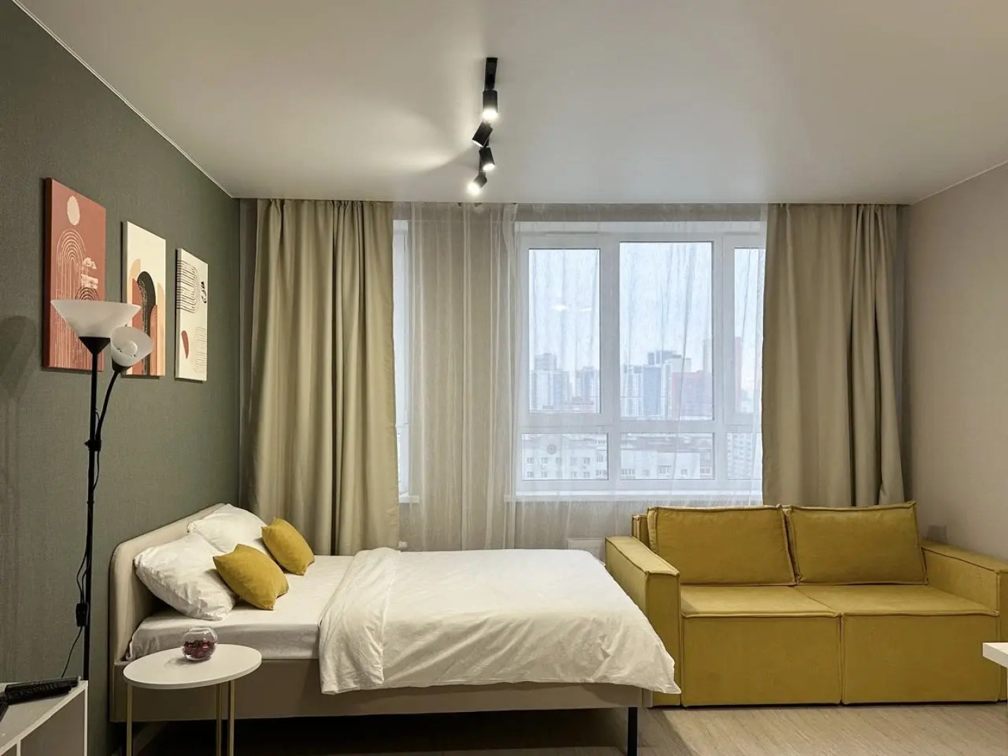 Квартира ApartHause со Стильным Дизайном и Красивым Видом