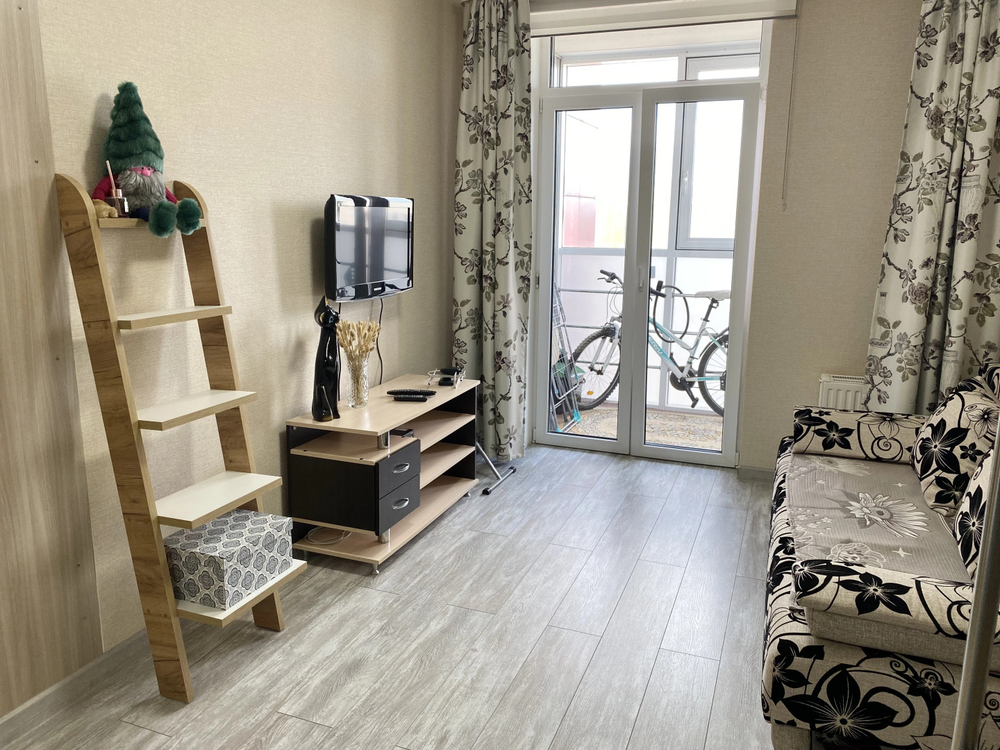 Апартаменты на Энтузиастов 17