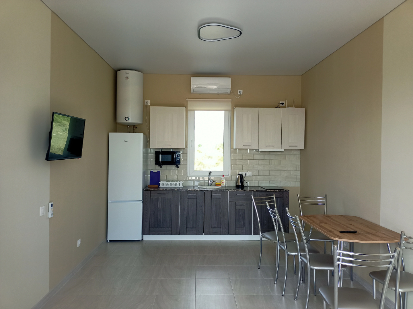 Курортный отель Sun Village