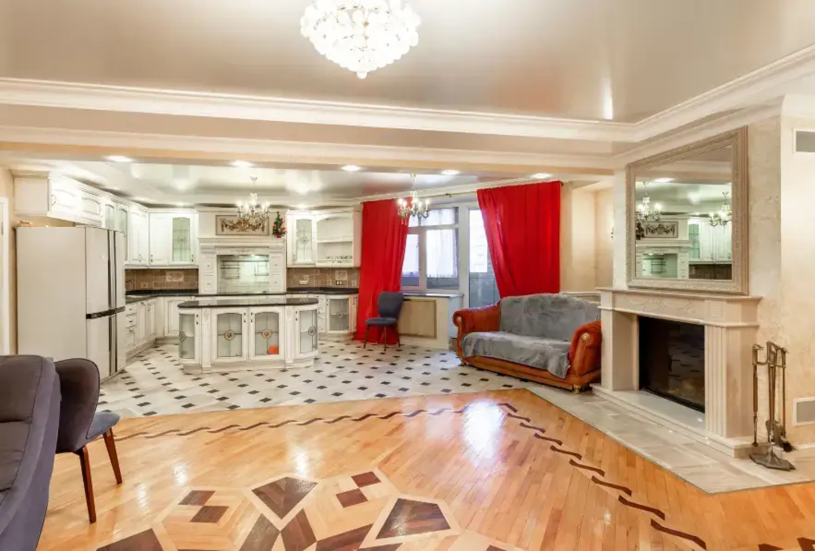 Квартира двухкомнатная Поморская 34