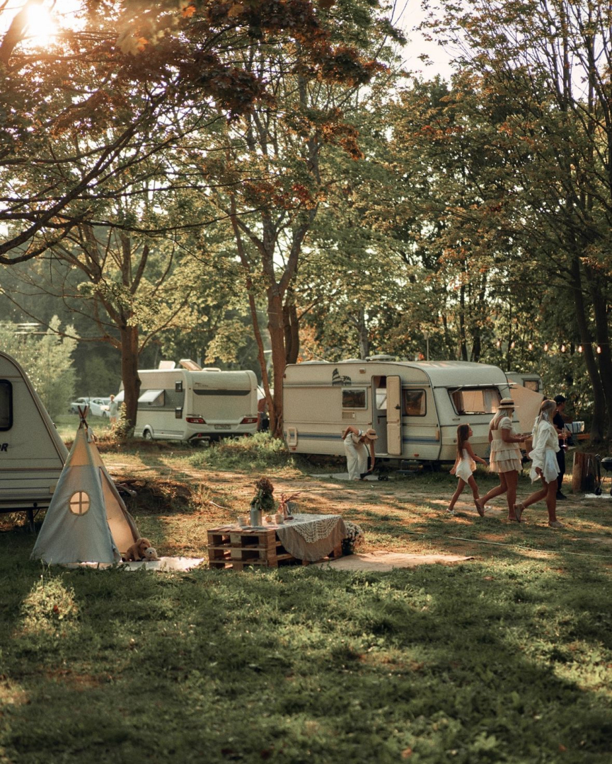 Кемпинг 1000 Звезд