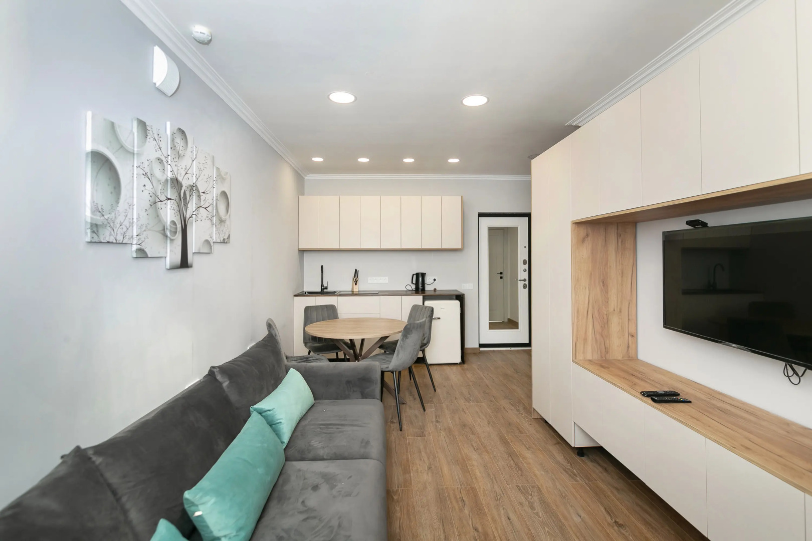 Апартаменты Двухкомнатные апартаменты у моря