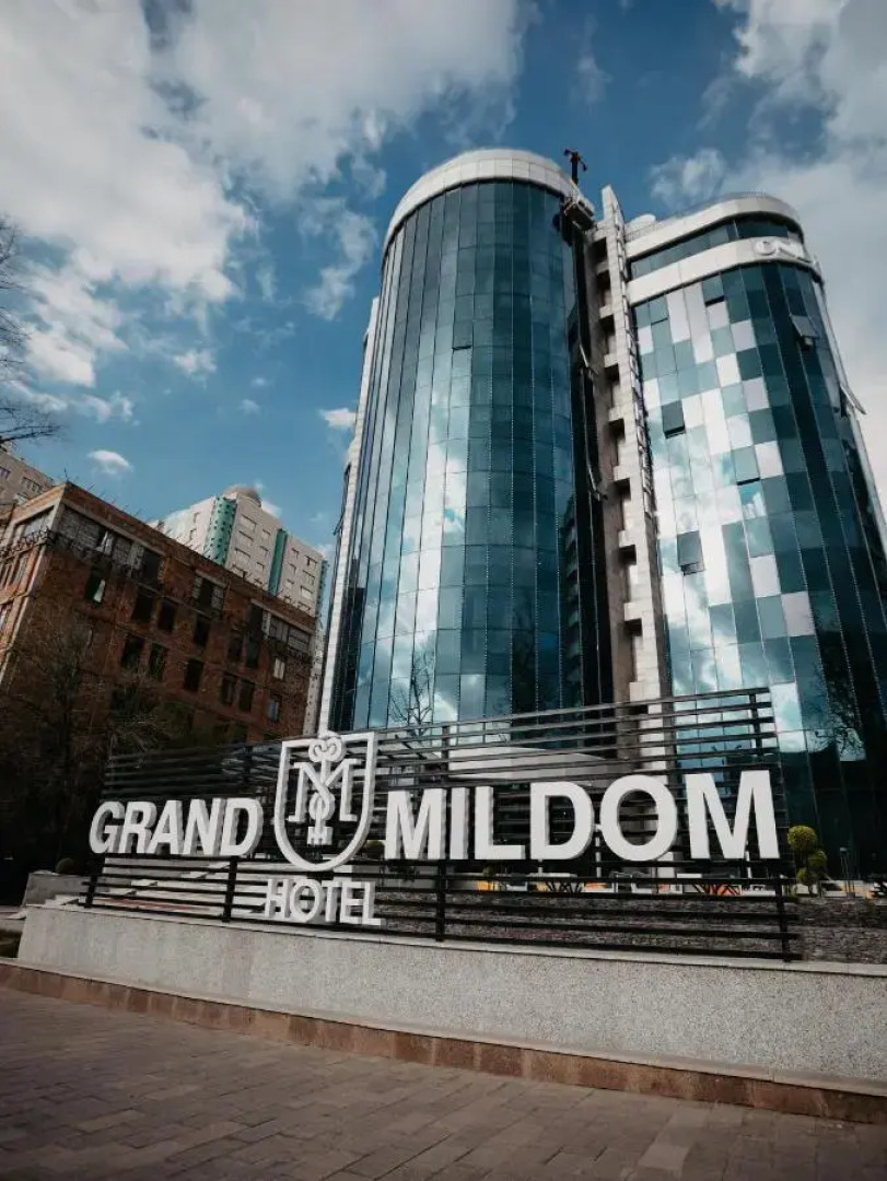 Grand Mildom Hotel