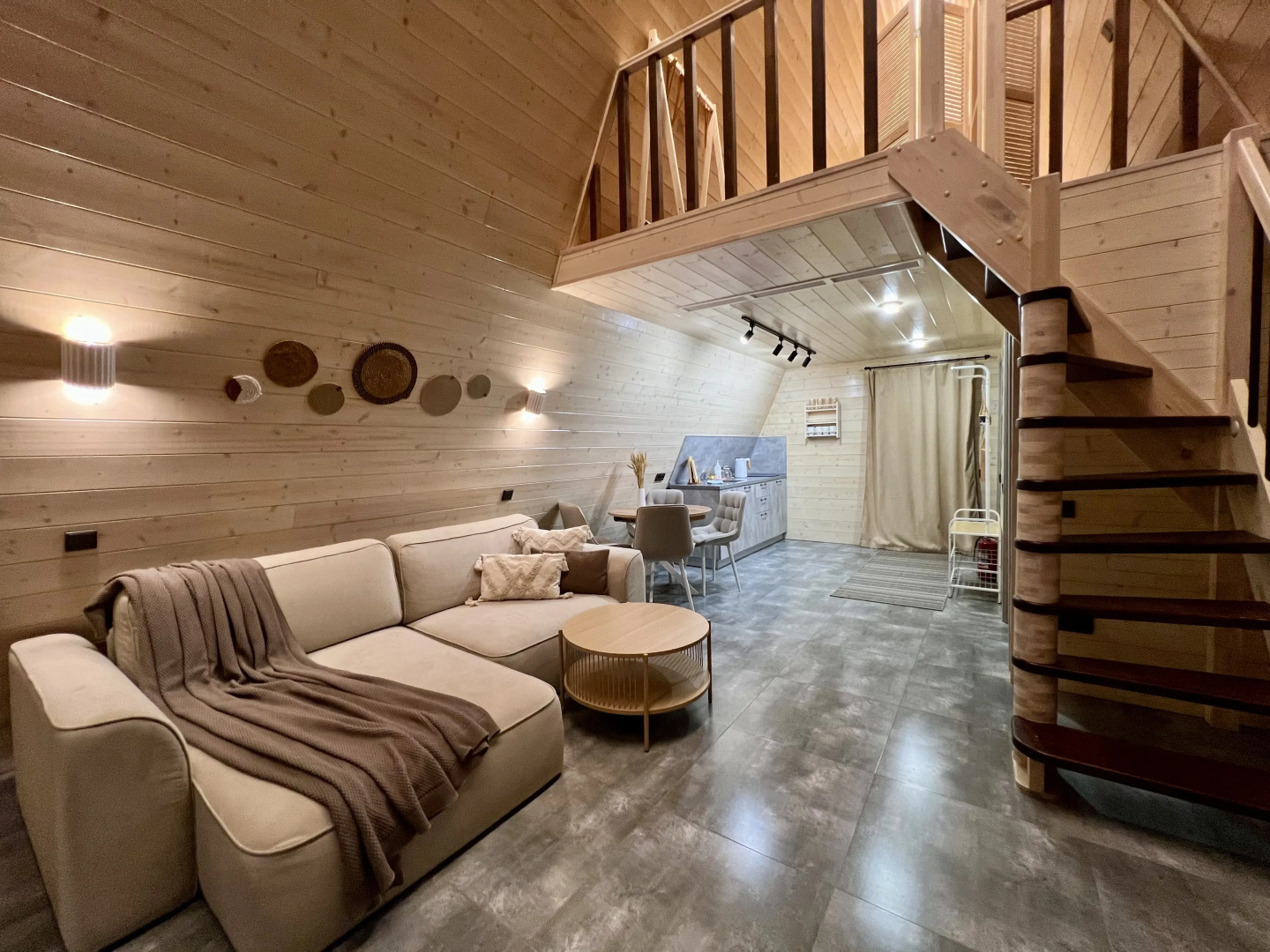 Частный дом Уютный А-фрейм Поле с баней и чаном