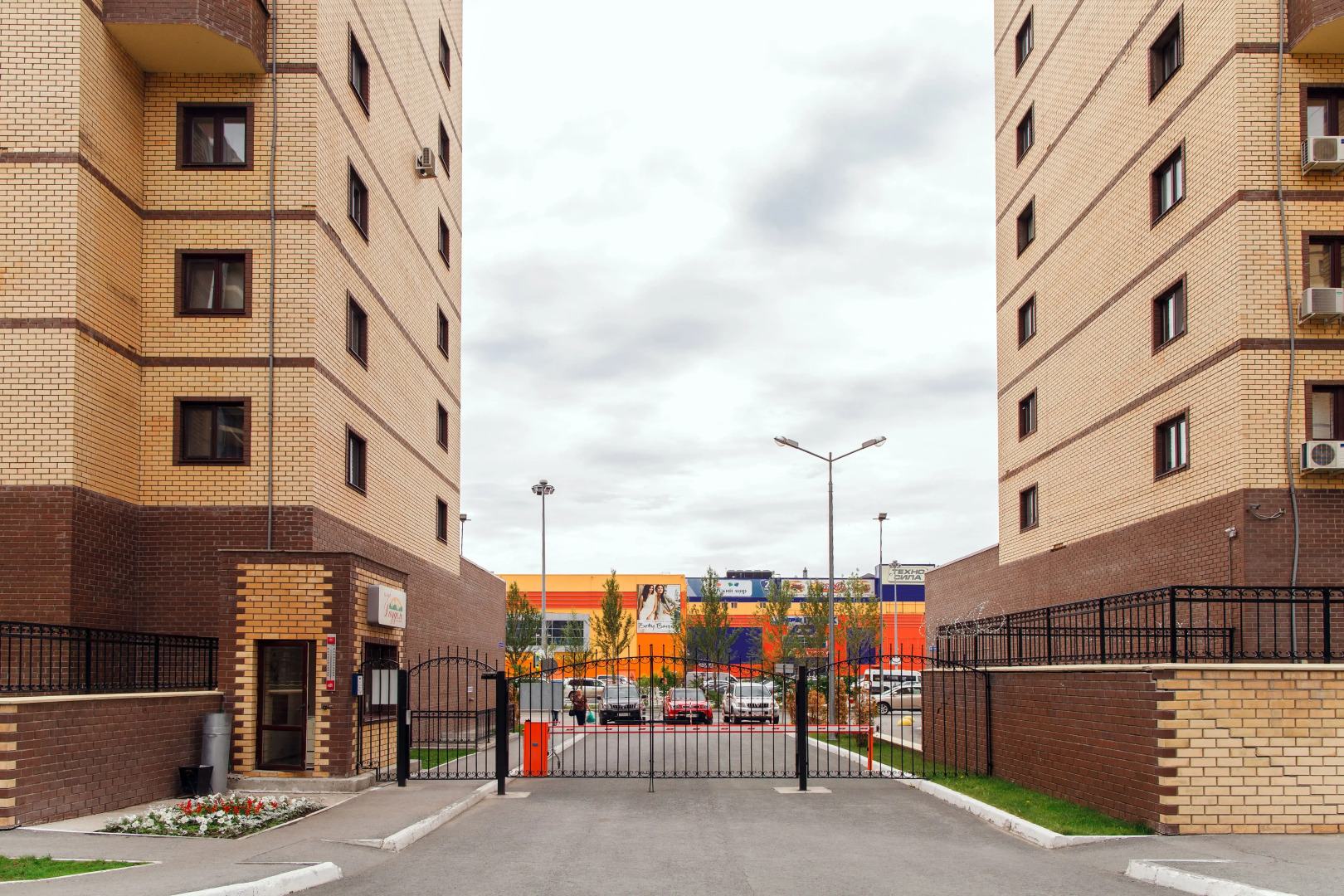 Апартаменты Даудель №84 у МФК Магеллан