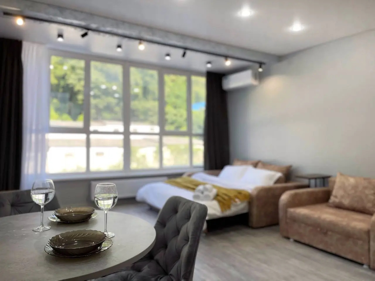 Апартаменты "Slavno" на Свободы 7А 1