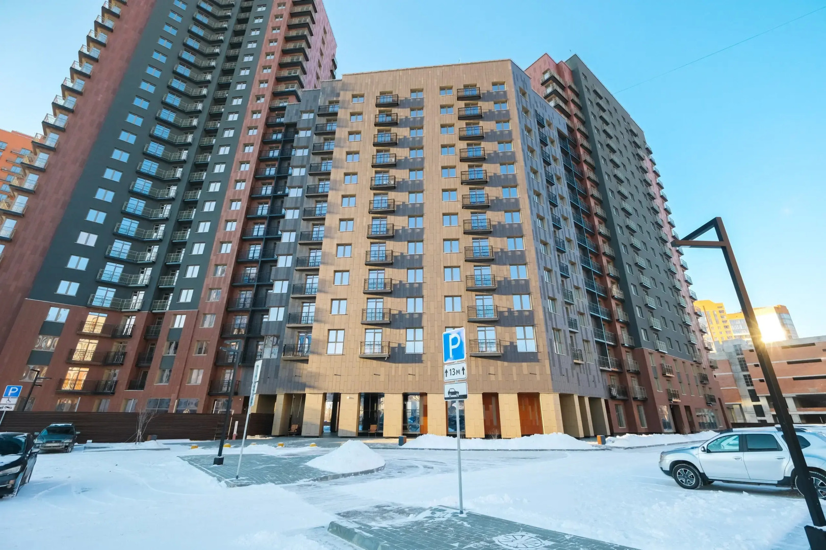 Большая Однокомнатная Квартира с Видом на Реку и Новым Ремонтом