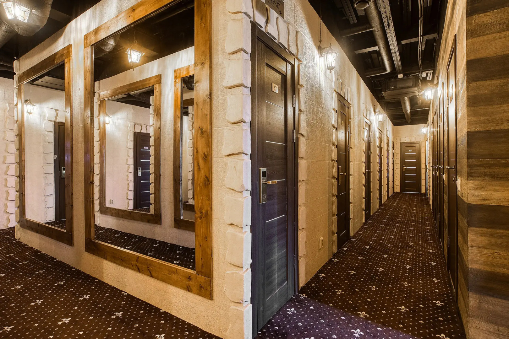 Отель Винтерфелл Новокузнецкая