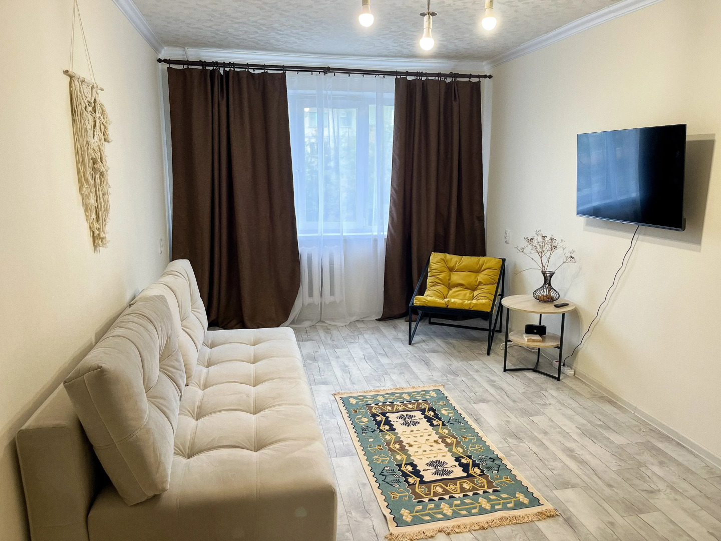 Квартира Life Kirovsk 8 Большая и Уютная