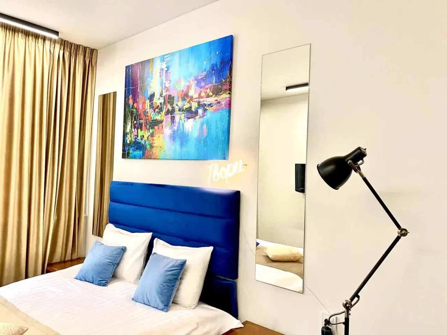 Апартаменты ParadeAparts на Советской 4а