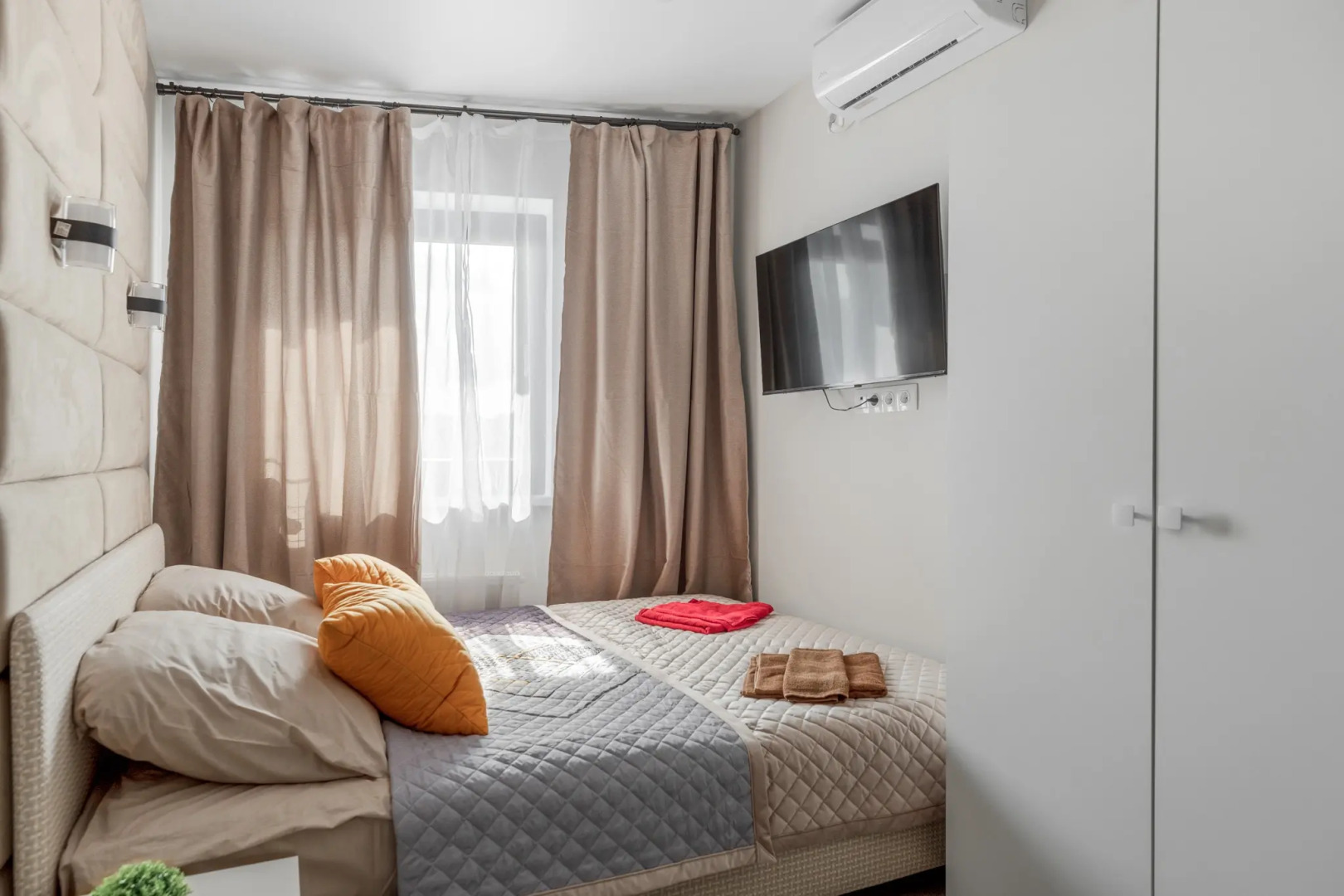 Апартаменты Нахимова 212А