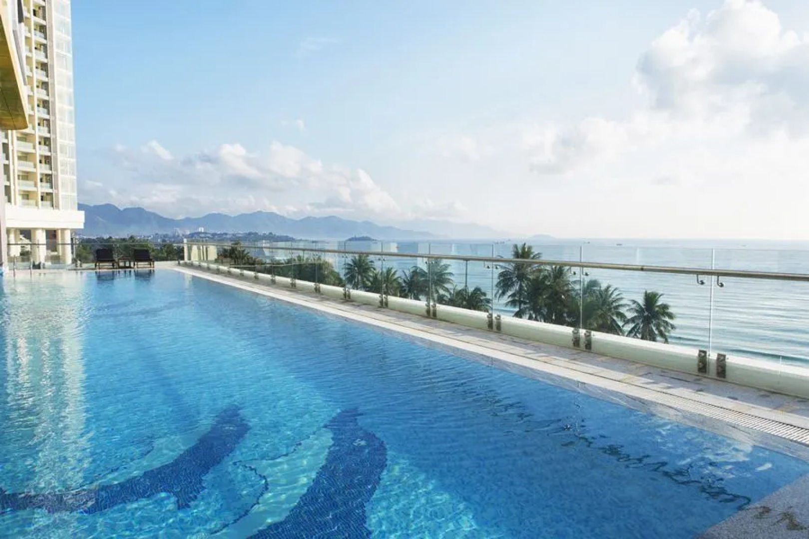 Отель Premier Havana Nha Trang Hotel