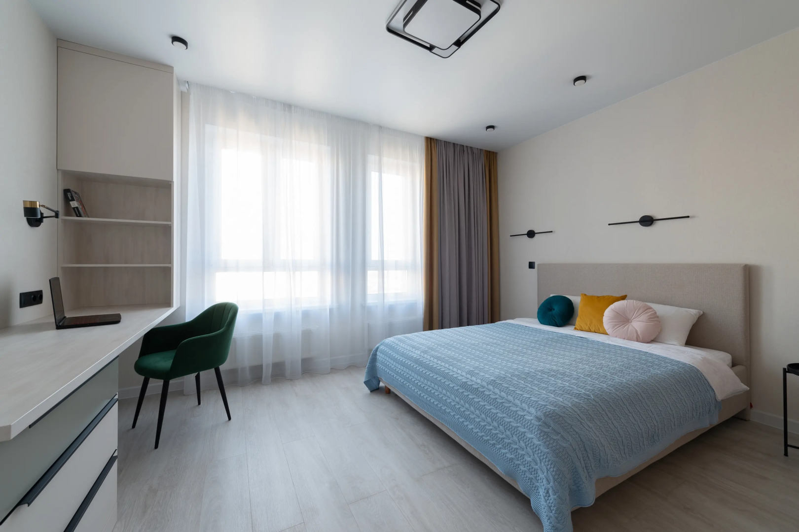 Квартира с дизайнерским ремонтом в Айвазовский City