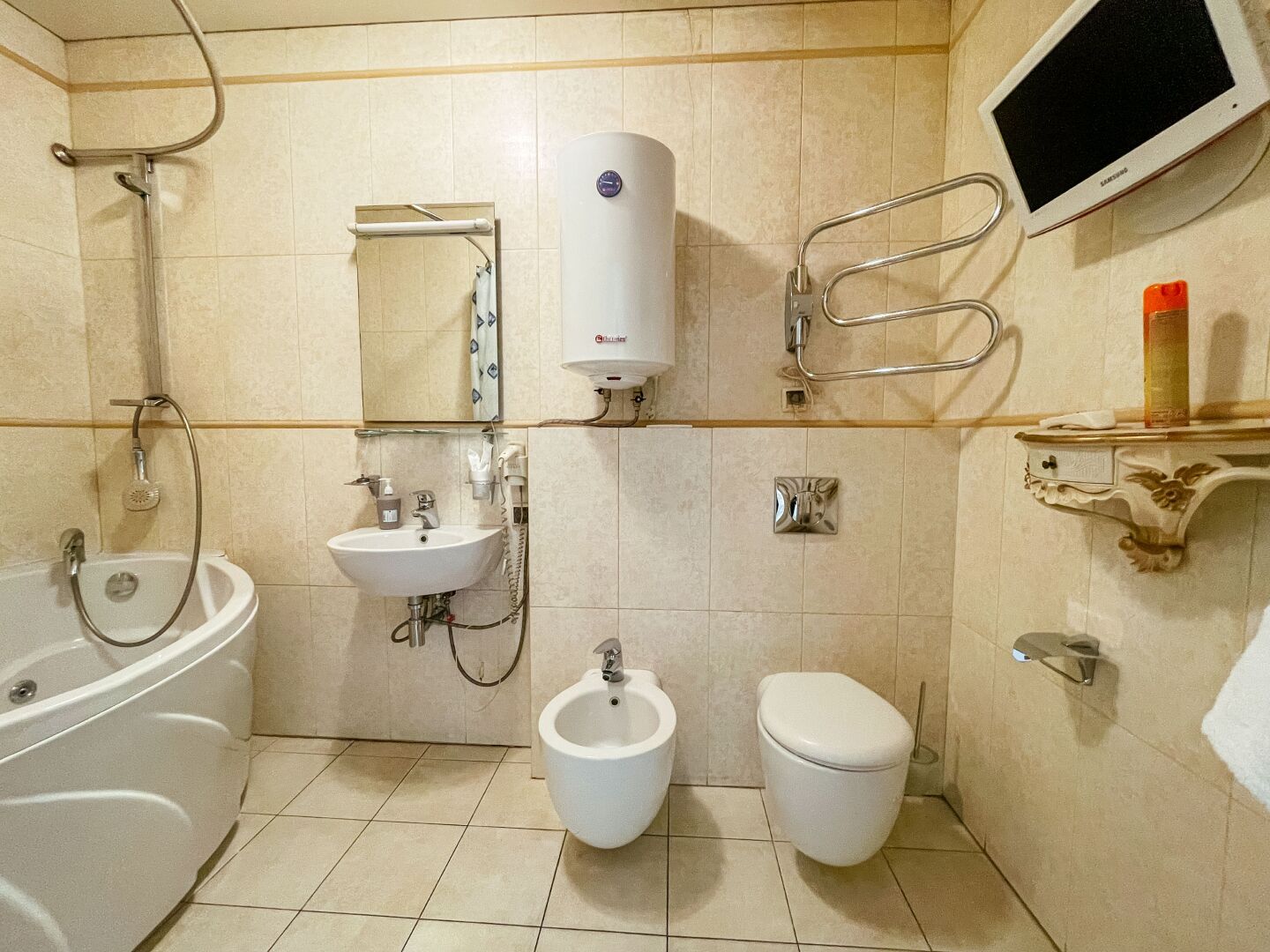 Апартаменты Мира 3