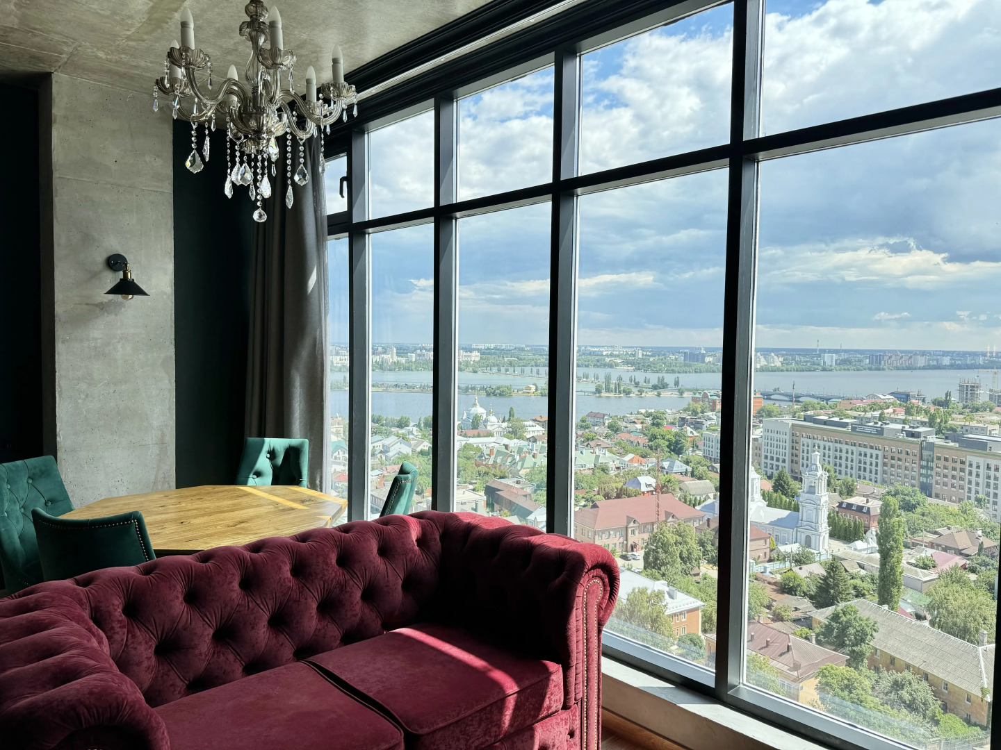 Апартаменты Дизайн-Студия с Видом на Город