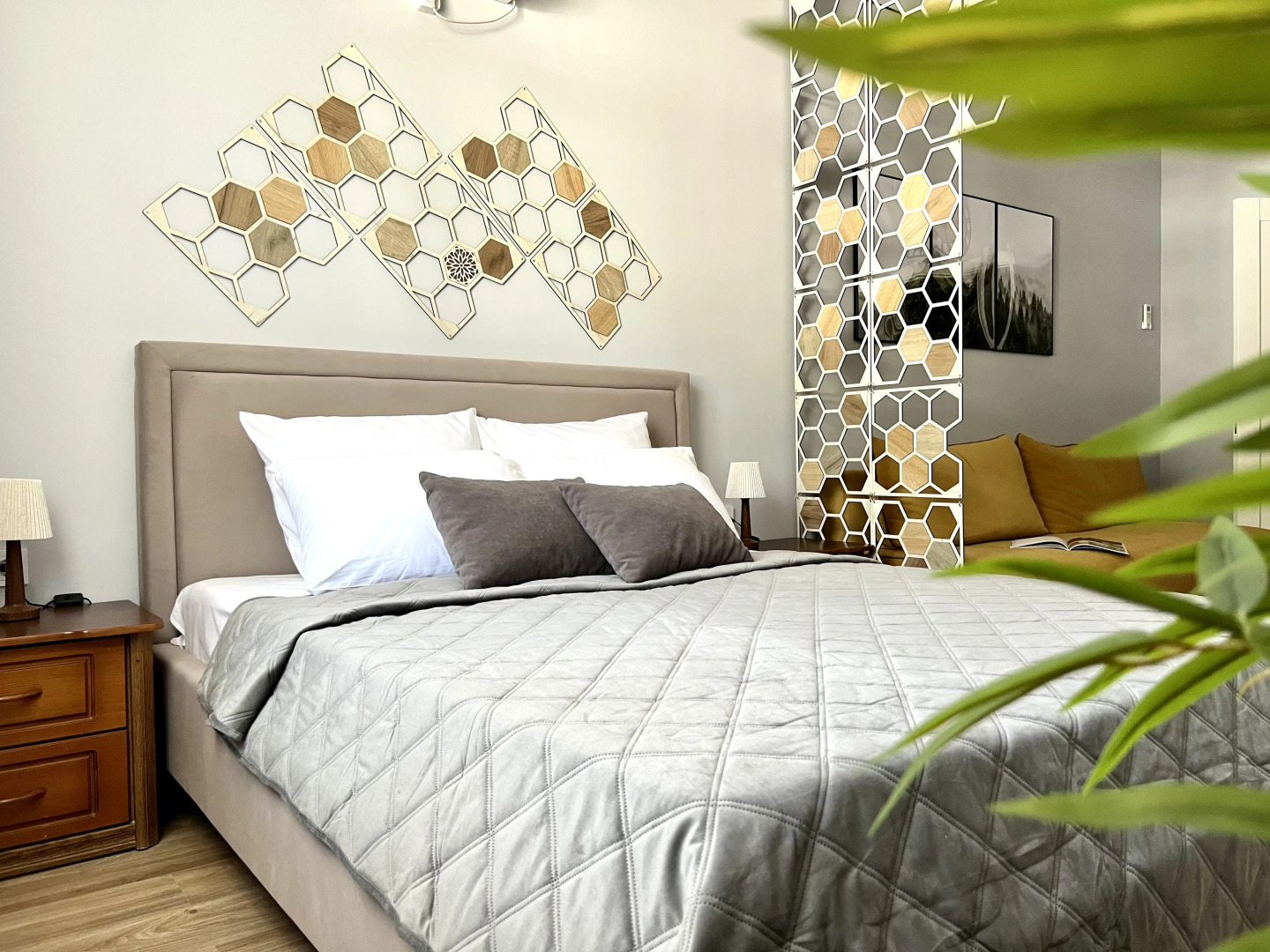 Квартира 65 м удобная для семьи напротив Казино с видом на горы